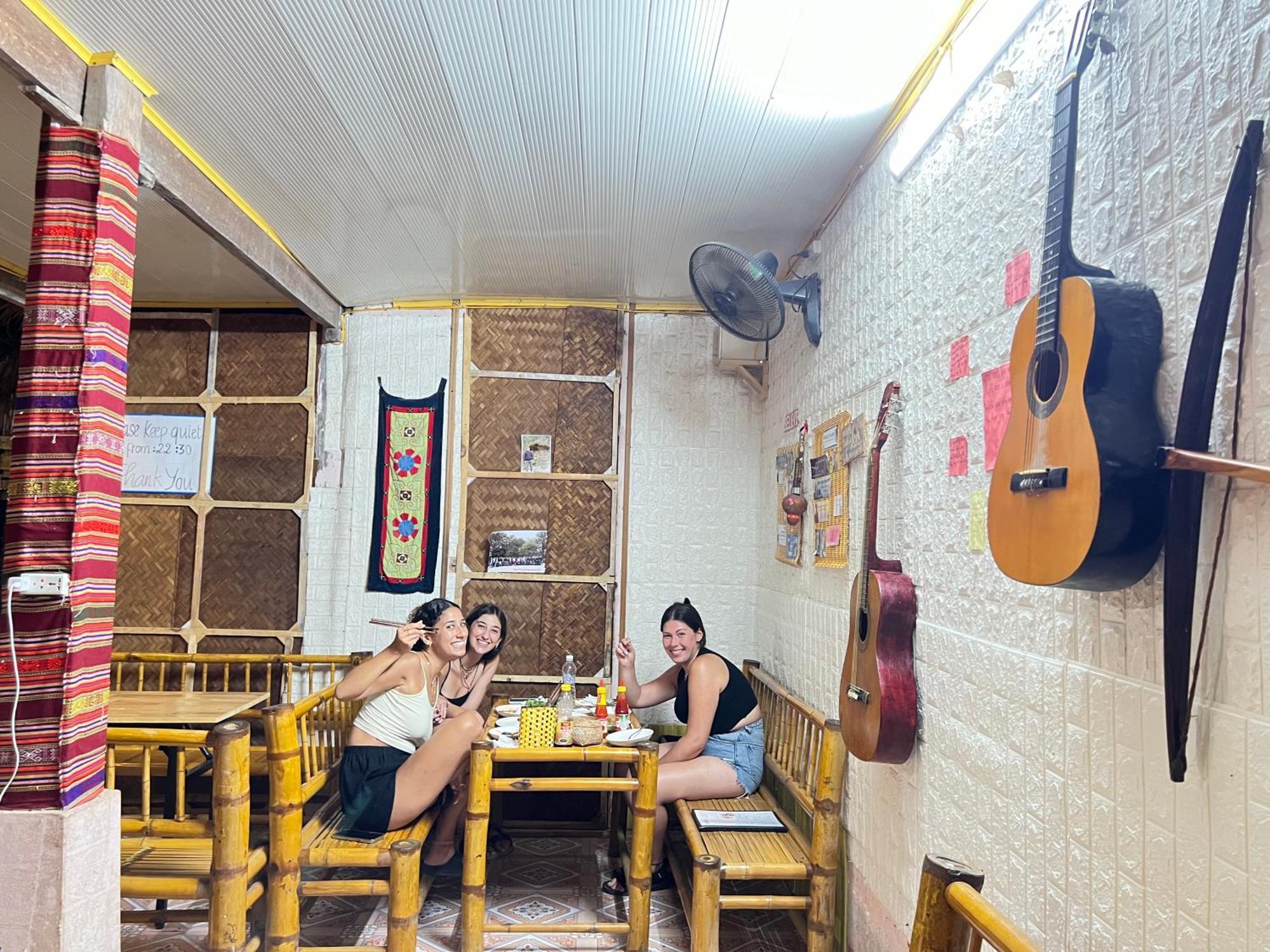 Hakuna Matata Homestay Май Чау Екстериор снимка